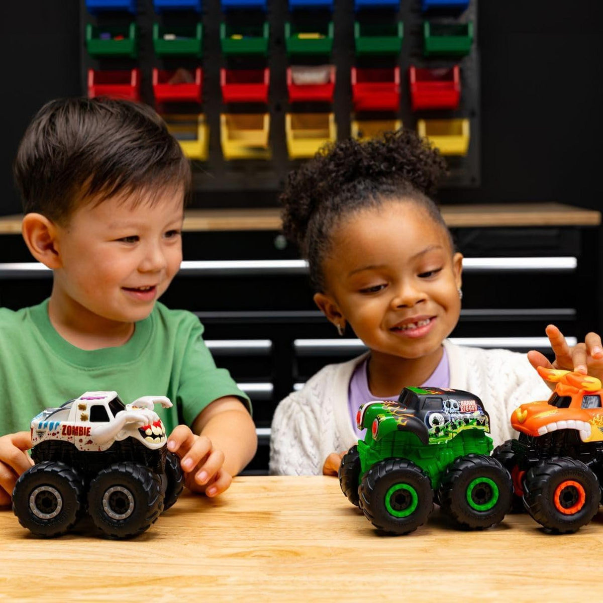 Monster Jam Monstruction 5" Buildable Monster Truck - El Toro Loco
