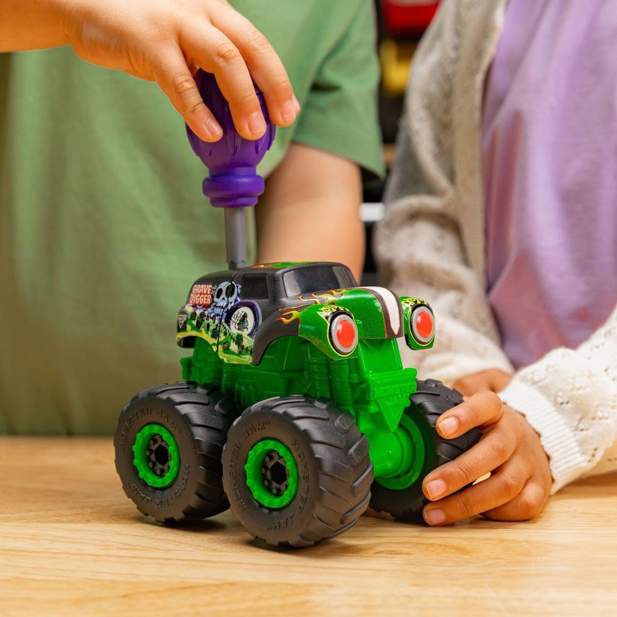 Monster Jam Monstruction 5" Buildable Monster Truck - Grave Digger