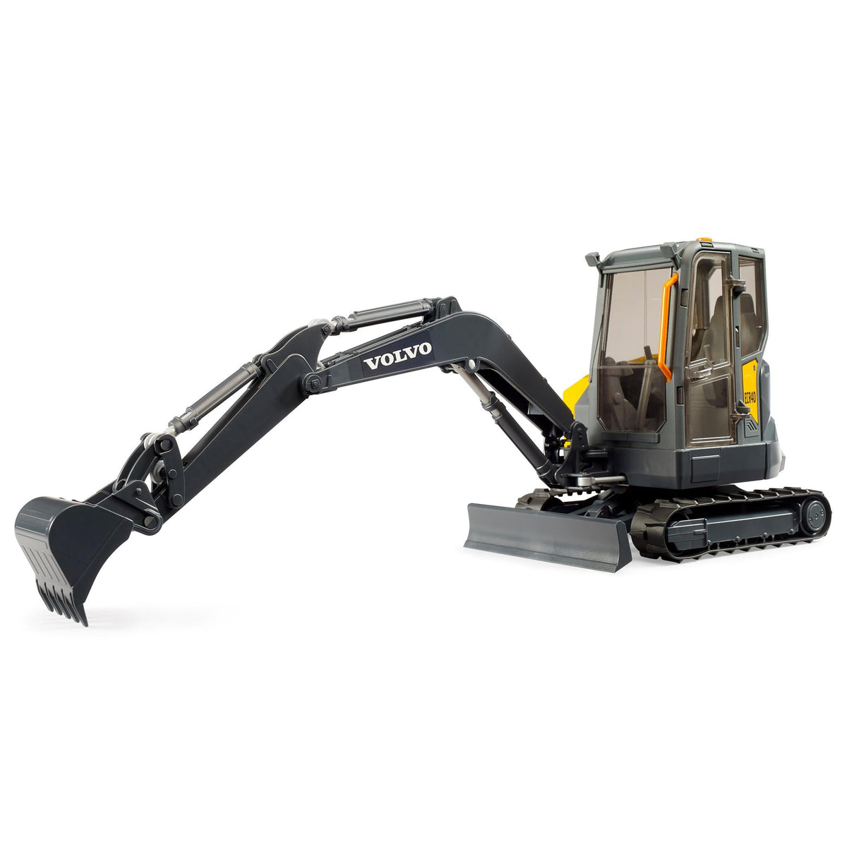 Bruder Volvo Compact Excavator ECR40 1:16 Scale