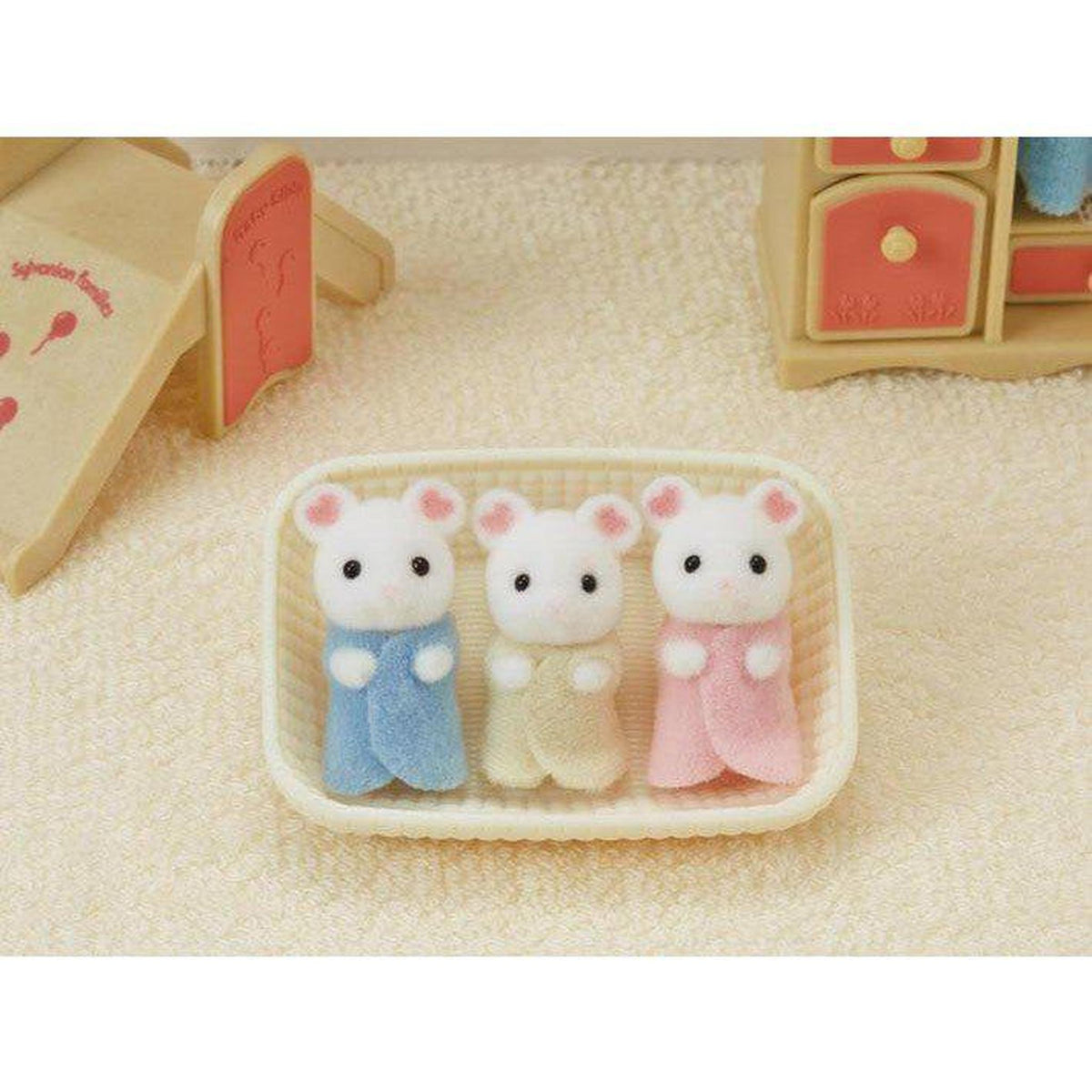 Sylvanian Families Marshmallow Mouse Triplets