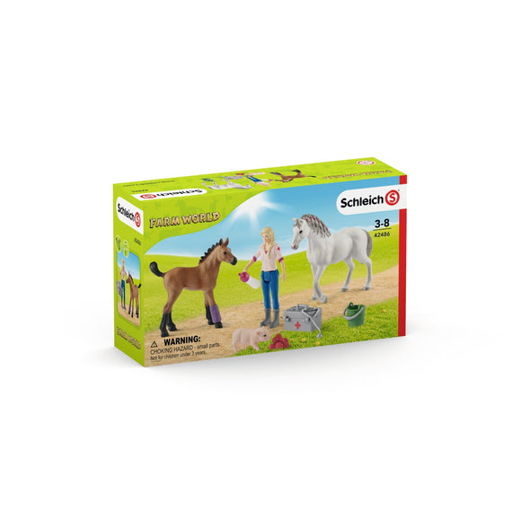 SCHLEICH 42486 Vet Visting Mare and Foal - McGreevy's Toys Direct