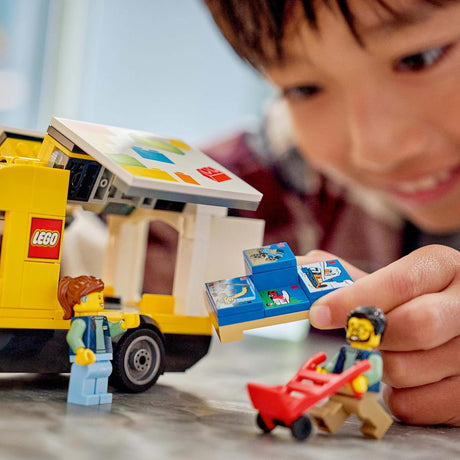 LEGO 60500 City The LEGO Van