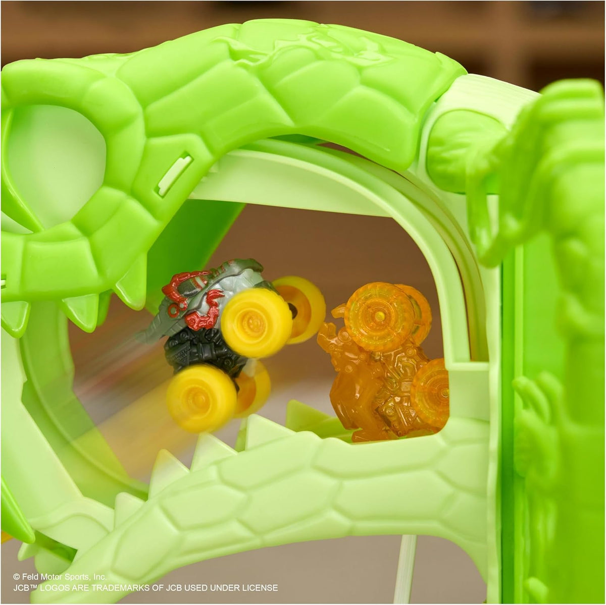 Monster Jam Mini Jams Cobra's Crazy Escape Motorised Playset