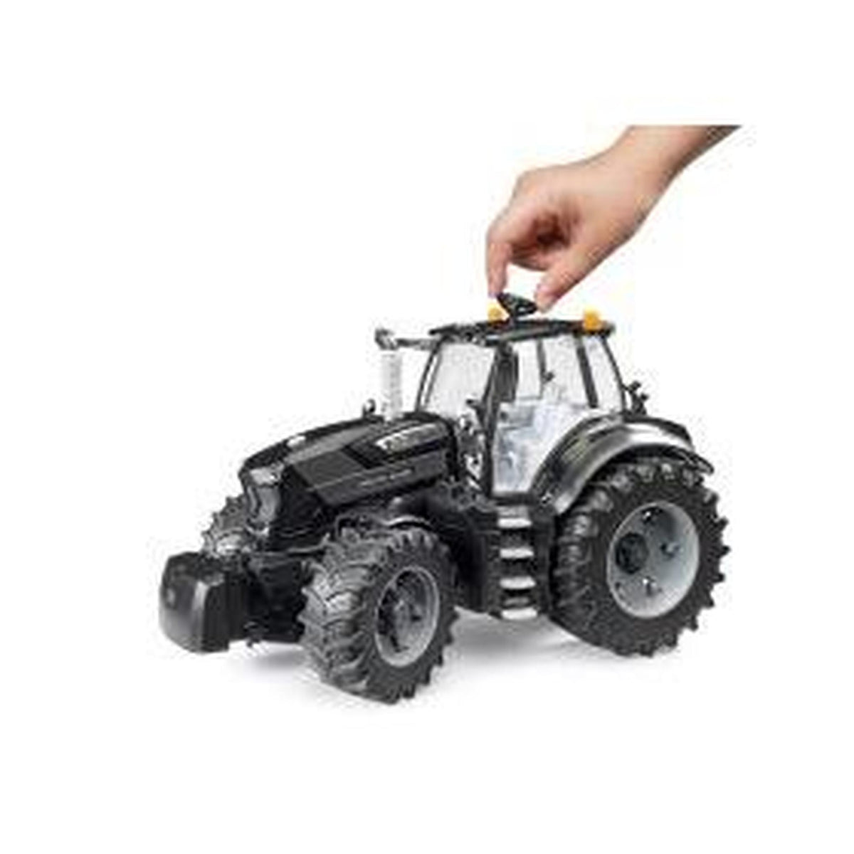 Bruder DEUTZ-FAHR 8280 TTV Warrior