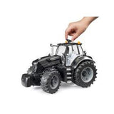 Bruder DEUTZ-FAHR 8280 TTV Warrior