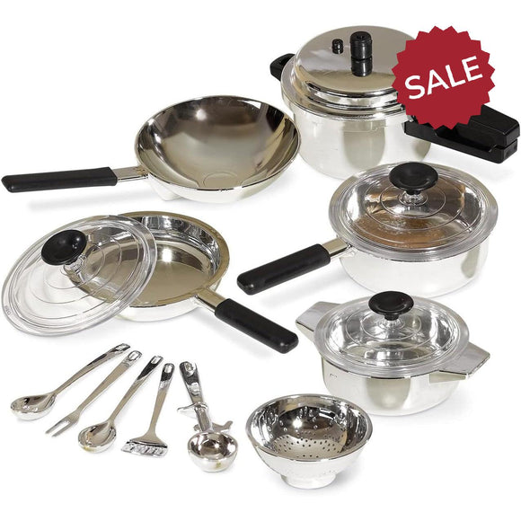 Casdon Toy Pan Set
