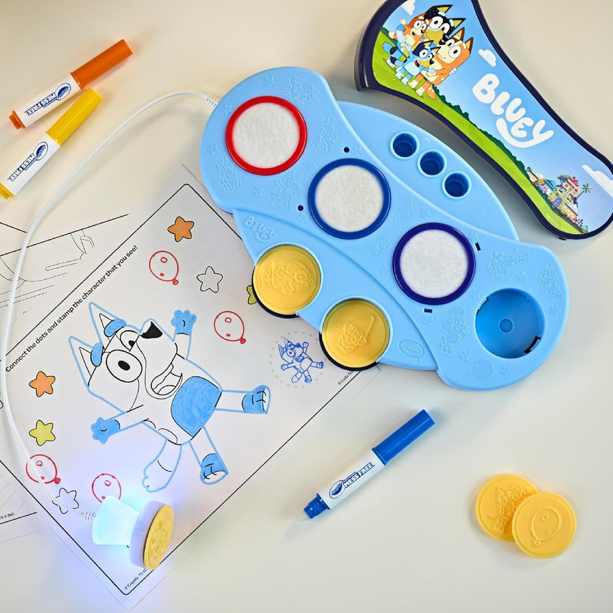 Crayola Colour Wonder Light-Up Stamper: Bluey