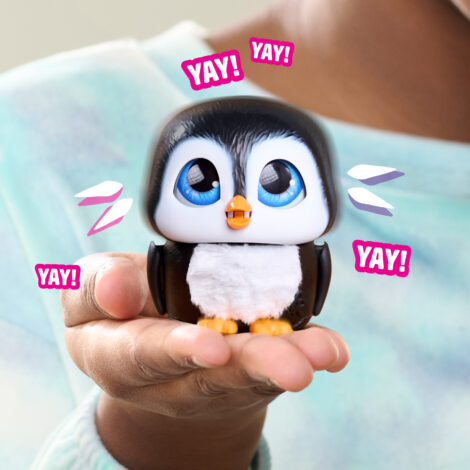 FurReal Handfuls - Shivers the Penguin Interactive Pet