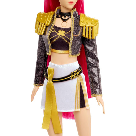 KPop Demon Hunters "Golden" Singing Doll Huntr/X Mira