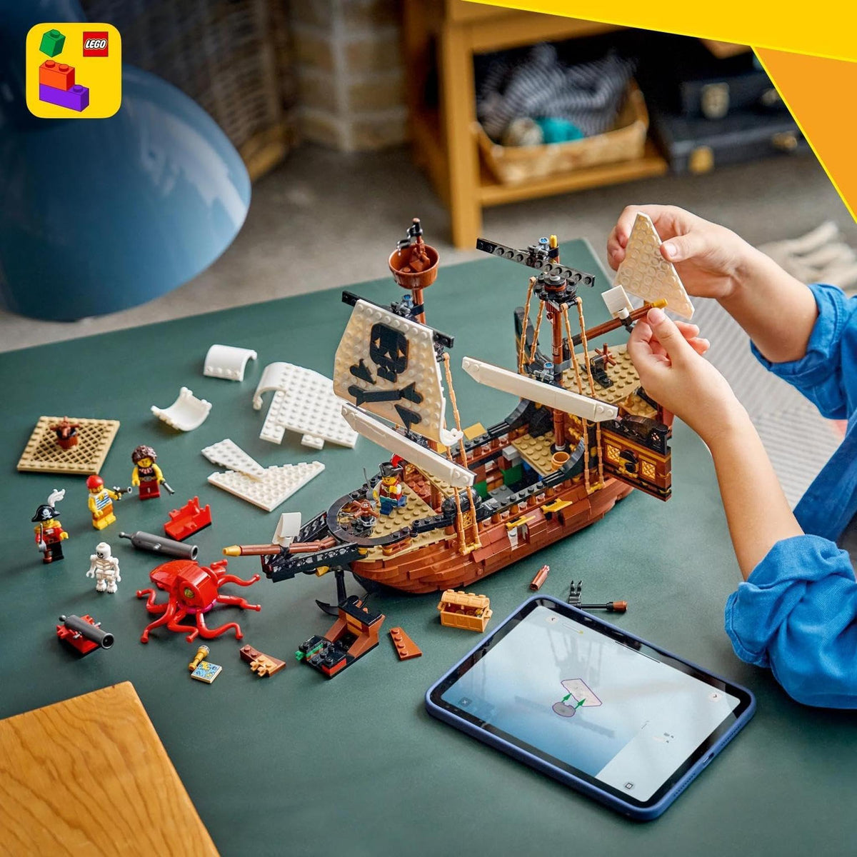 LEGO 31387 Creator 3-in-1 Iconic Pirate Ship