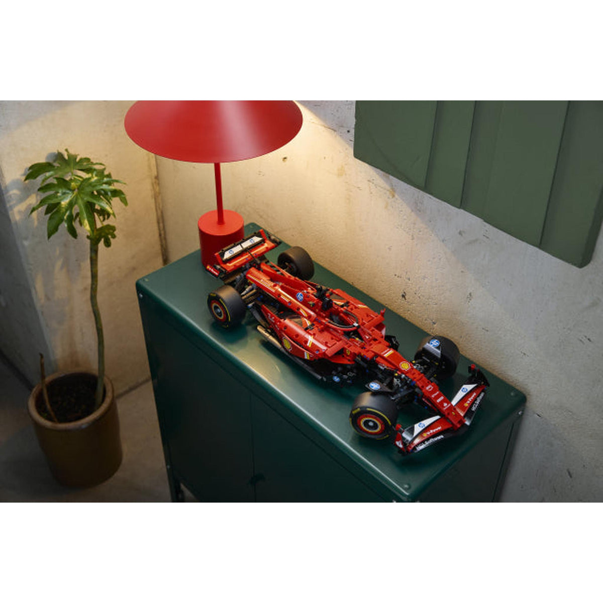 Lego 42207 Technic Ferrari SF-24 F1 Car