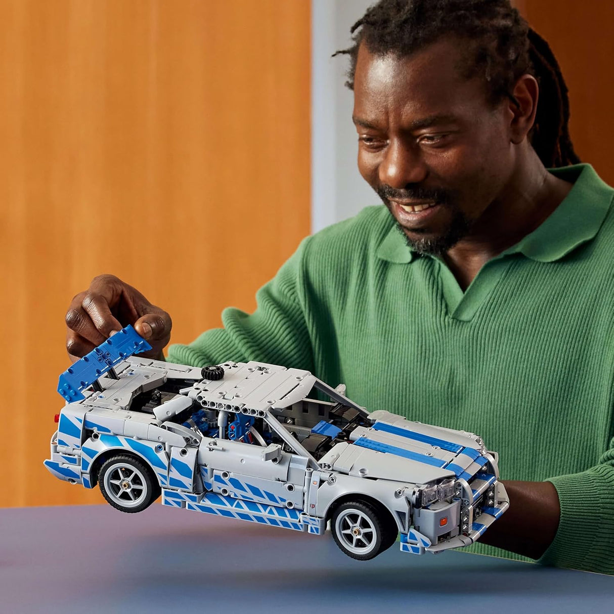 LEGO 42210 Technic 2 Fast 2 Furious Nissan Skyline GT-R (R34)