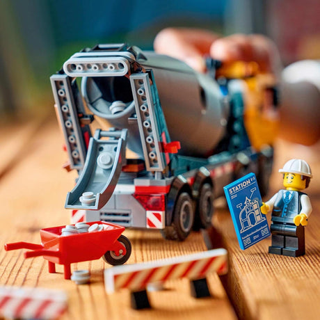 LEGO 60478 City Cement Mixer