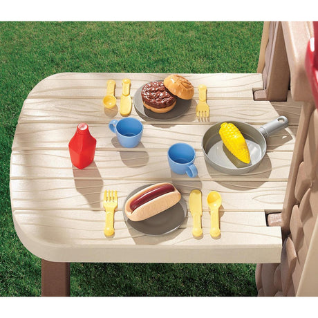 Little Tikes Picnic on the Patio Playhouse