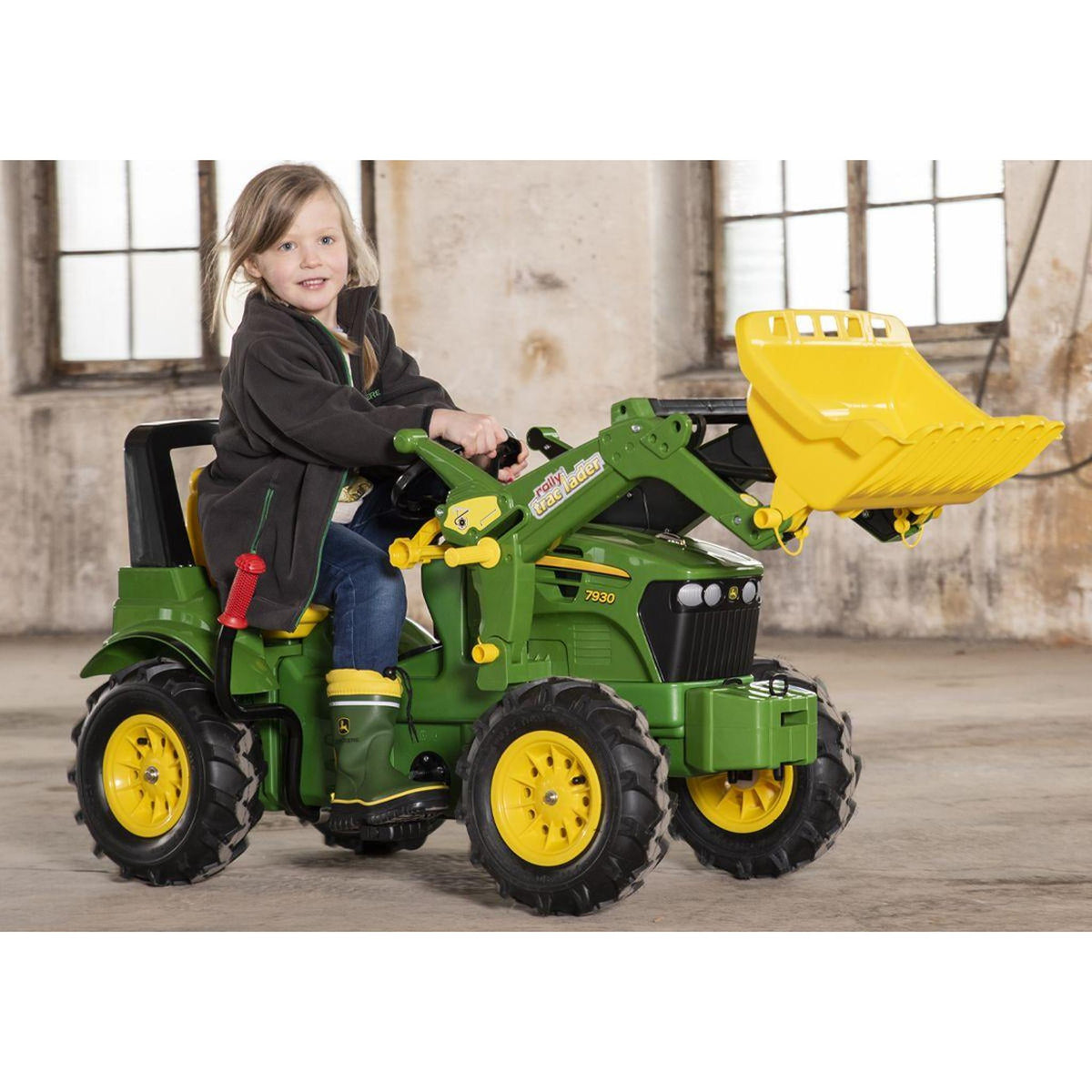 Rolly Farmtrac John Deere 7930 with Frontloader and Pneumatic Tires