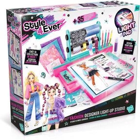 Style 4 Ever Fashion Designer Light-Up Studio