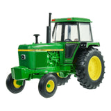 Britains 43376 John Deere 4240