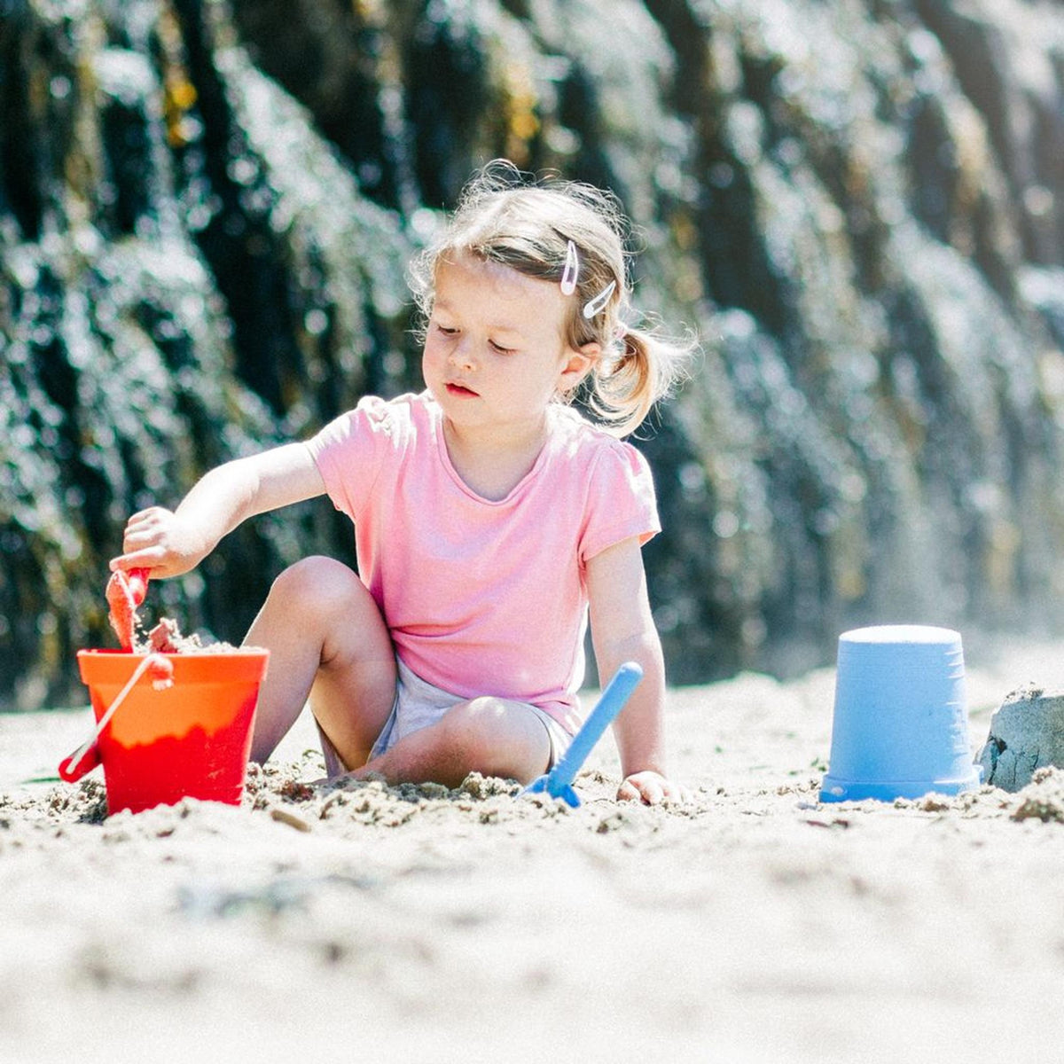 Bigjigs Coral Pink Silicone Activity Bucket