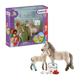 Schleich Horse Club Hannah's First Aid Kit - McGreevy's Toys Direct